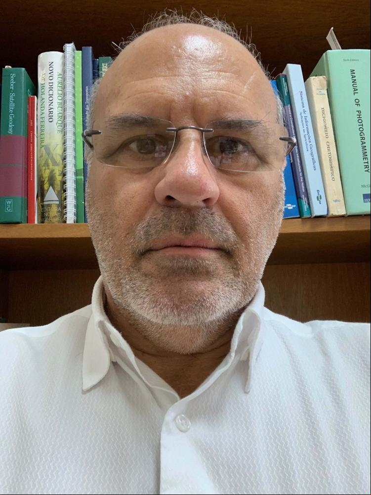 Colunista João Fernando Custódio da Silva