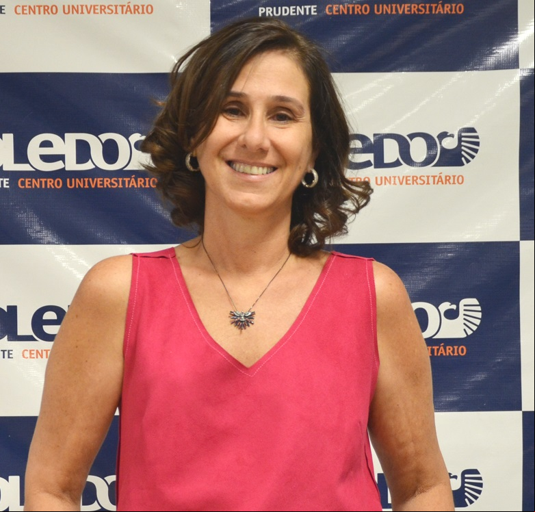 Colunista Maria Inês de Toledo Pennacchi Amaral 